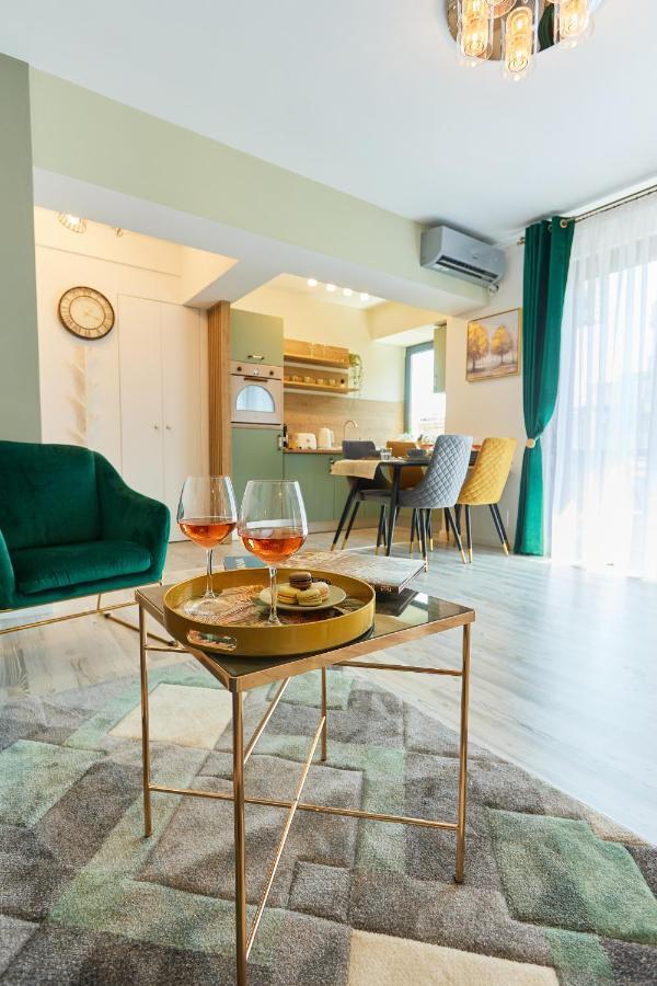 Voguish Apartment Bucharest Exterior photo