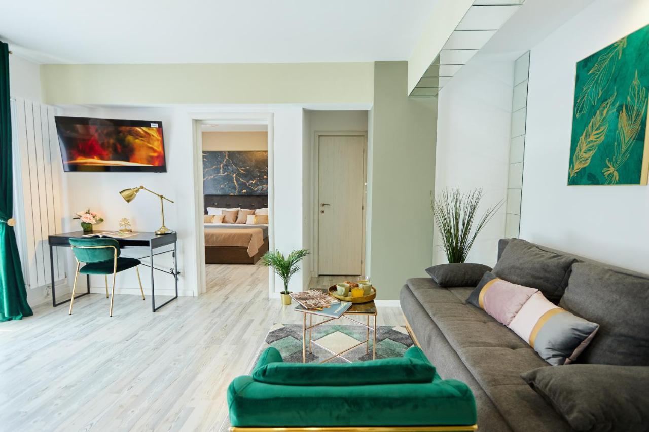 Voguish Apartment Bucharest Exterior photo